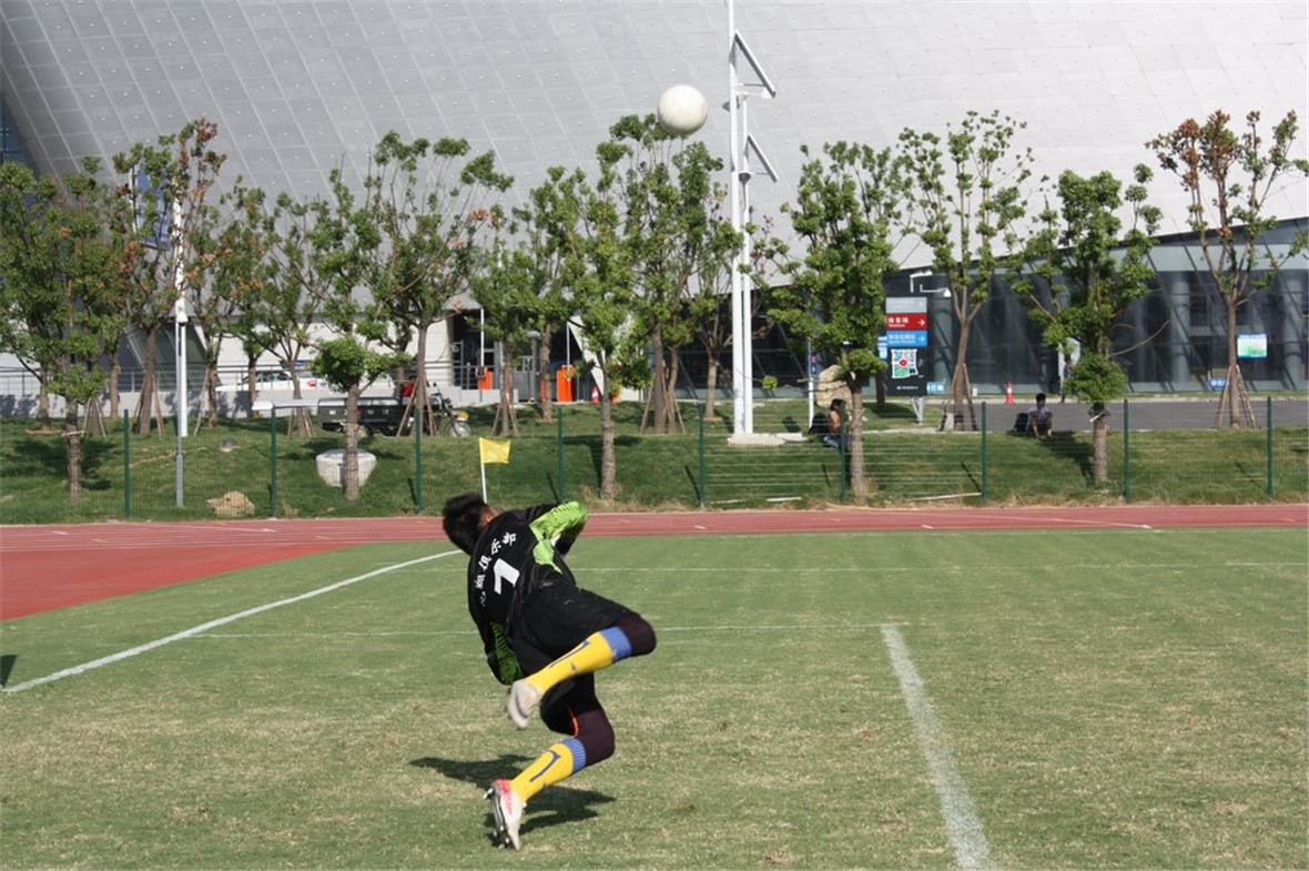 关于沈阳城市加油站门将神勇表现，帮助球队守住胜利的信息