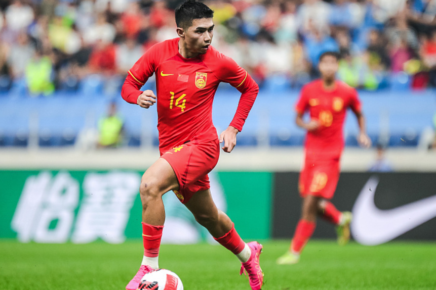 星空体育网址-越南球队接连获胜，引发全国狂热