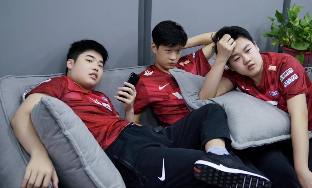 豪强对决颇具看点，谁能笑傲赛场的简单介绍