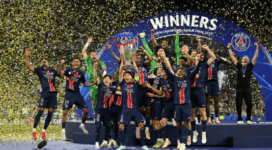 足球解说员解读巴黎圣日耳曼胜利战术的简单介绍