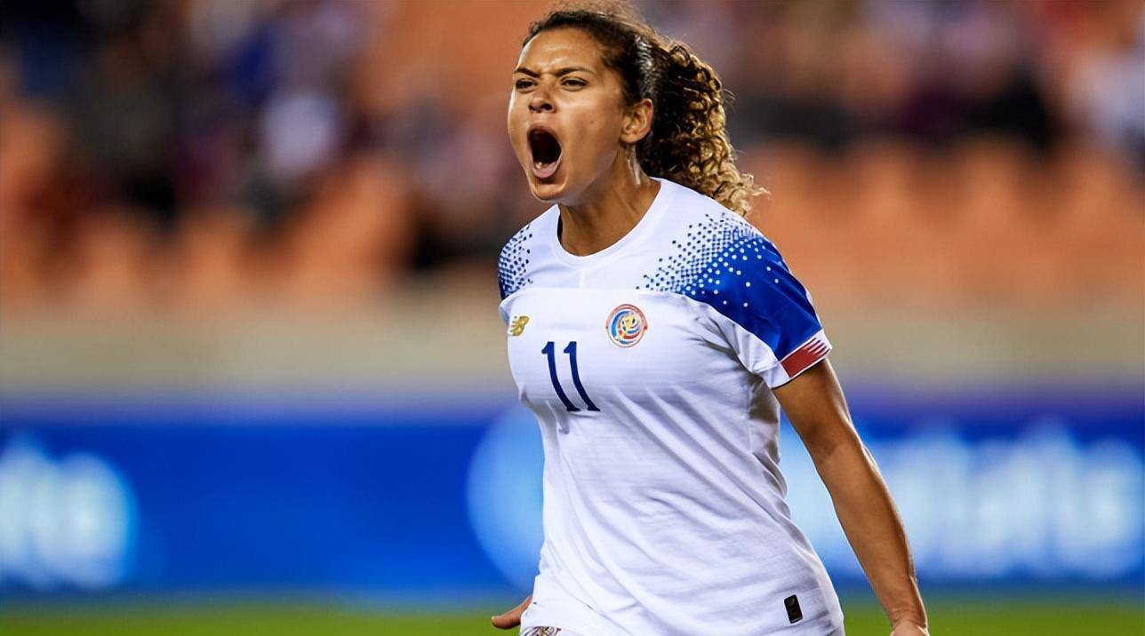 加拿大女足球员获得最佳球员奖