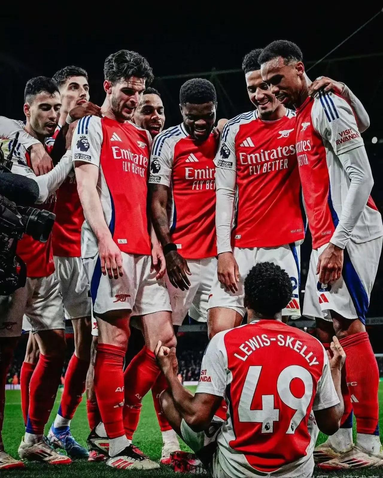 关于阿森纳放弃引进瓜迪奥拉门德，球迷担心中场实力不足的信息