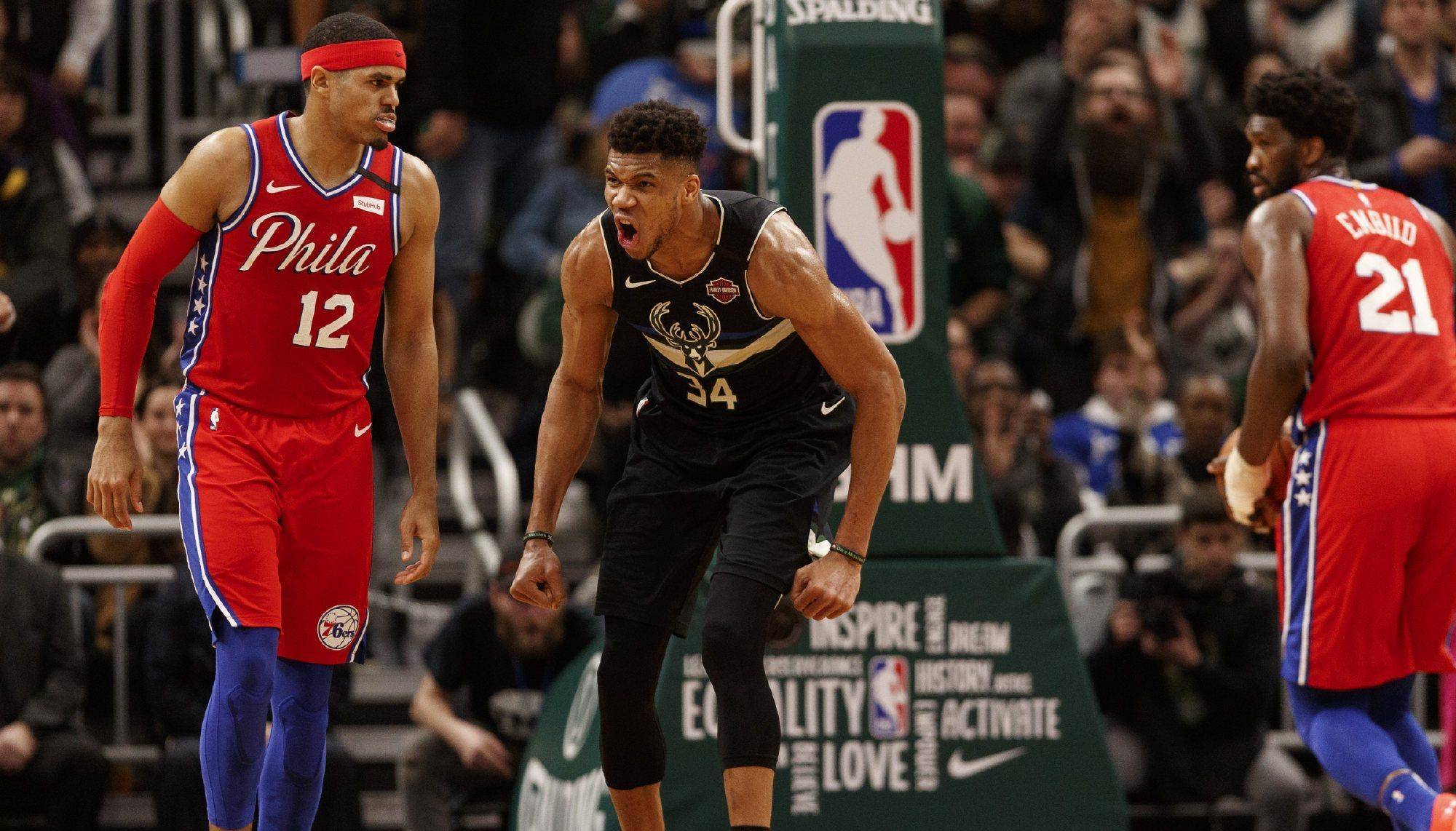 76人客场战胜魔术，西蒙斯狂砍三双数据