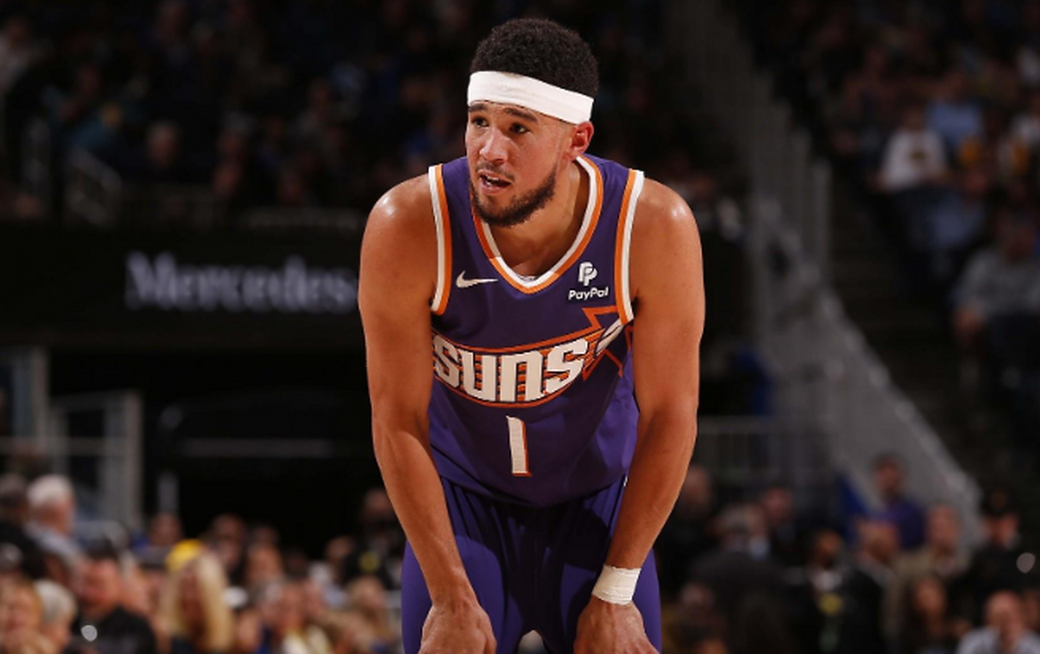 关于太阳击败国王，布克砍下40分的信息