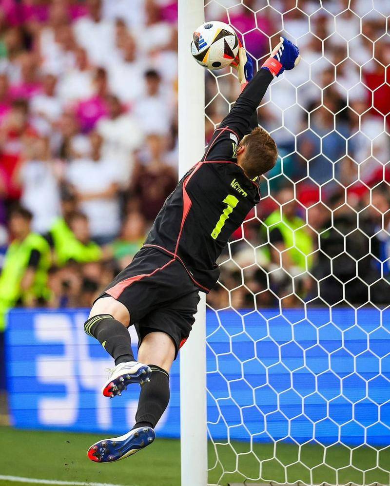 关于拜仁慕尼黑队长领衔示范，成为球队骄傲的信息