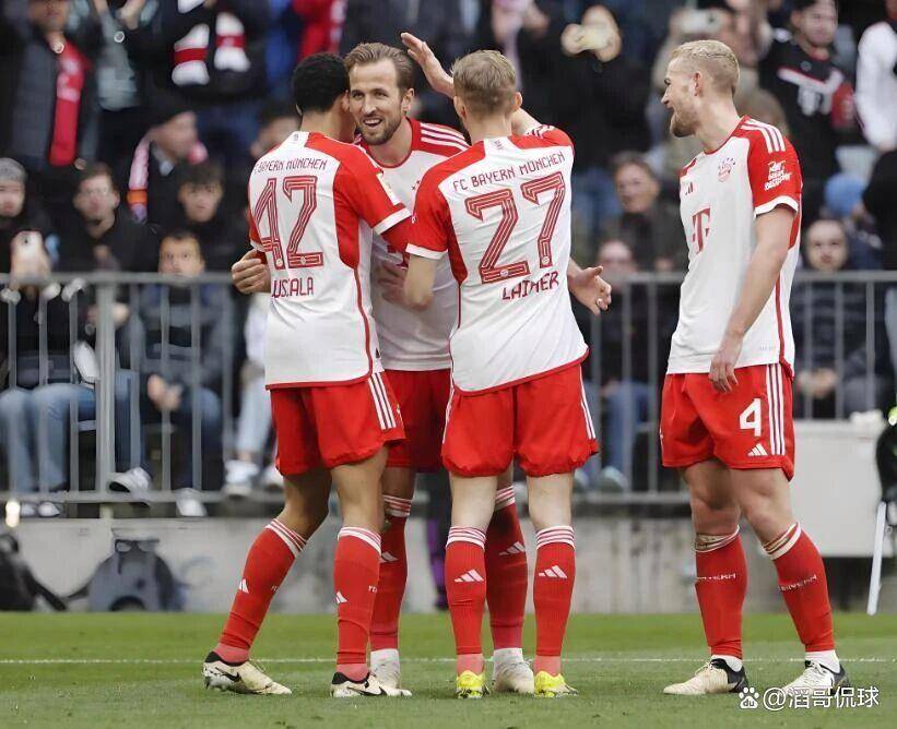 星空体育教练-包含勒沃库森客场大胜弗莱堡，状态回升的词条